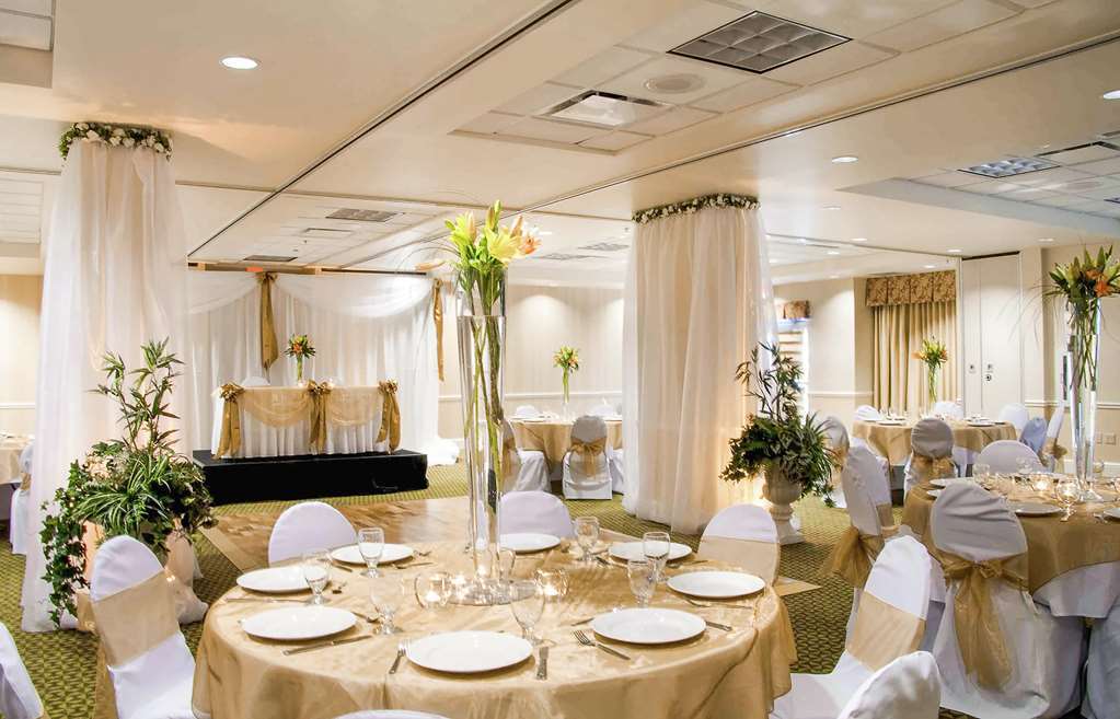 Hilton Garden Inn Orlando At Seaworld Williamsburg Restoran gambar